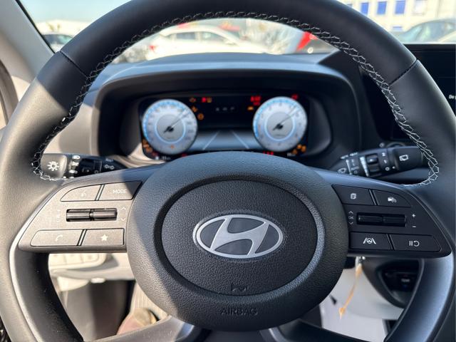 Hyundai / i20 / Weiß / / / 