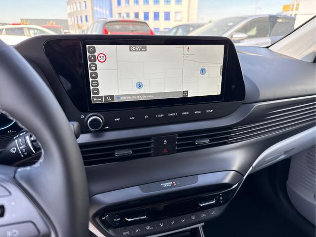 Hyundai / i20 / Weiß / / / 