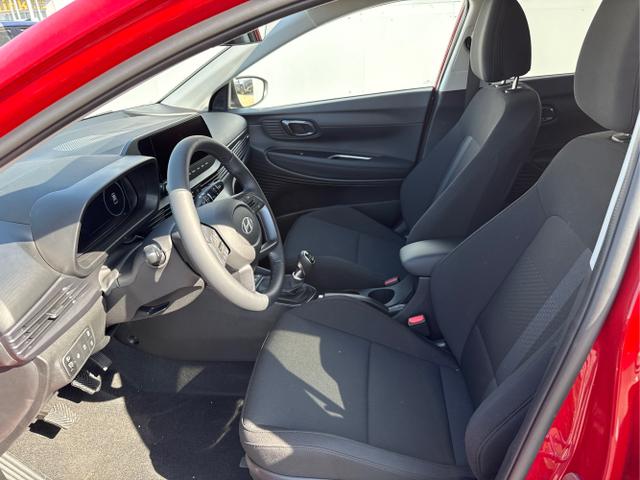 Hyundai / i20 / Weiß / / / 