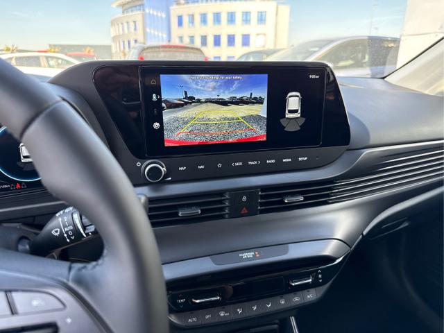 Hyundai / i20 / Weiß / / / 