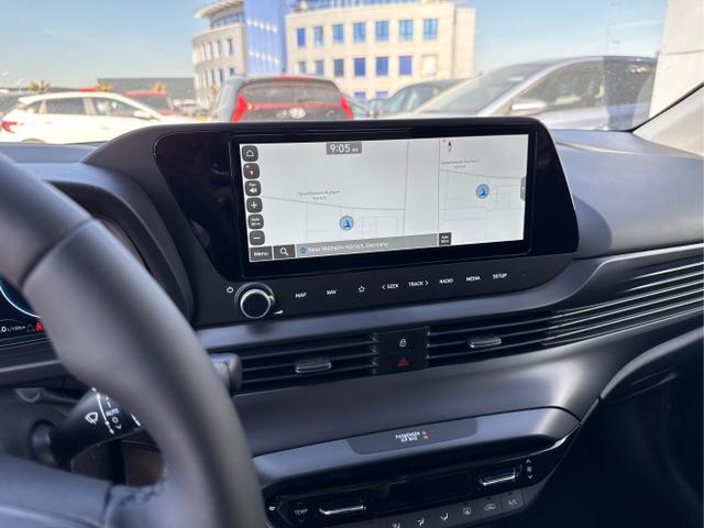 Hyundai / i20 / Weiß / / / 