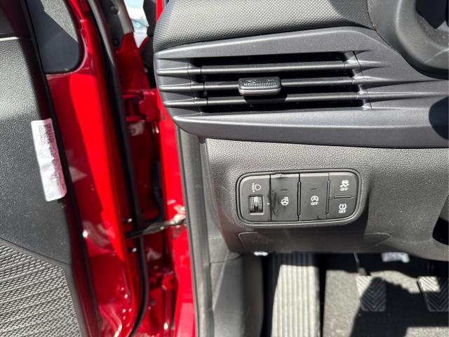 Hyundai / i20 / Weiß / / / 