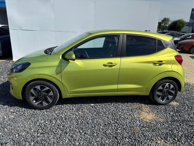 Hyundai / i10 / Weiß / / / 