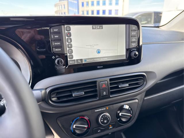 Hyundai / i10 / Weiß / / / 