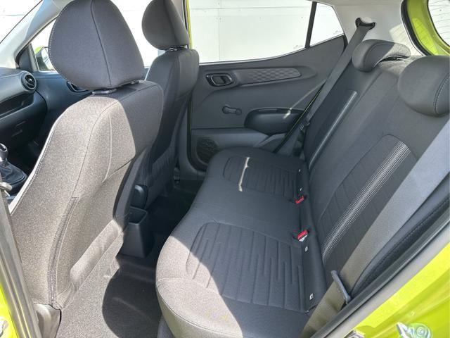 Hyundai / i10 / Weiß / / / 