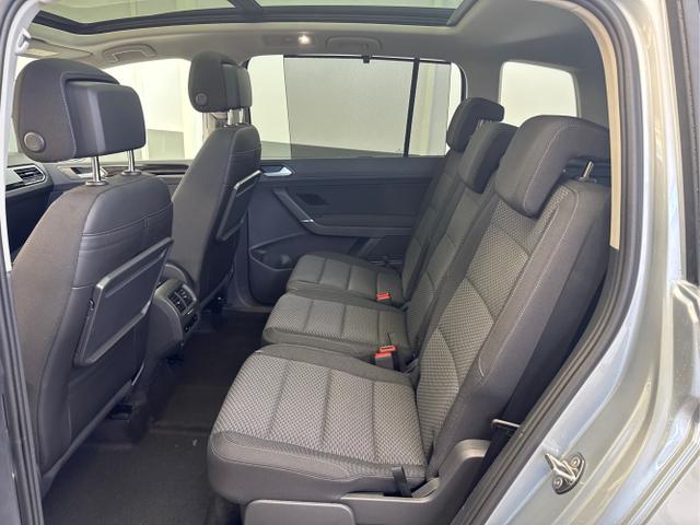 Volkswagen / Touran / / / / 