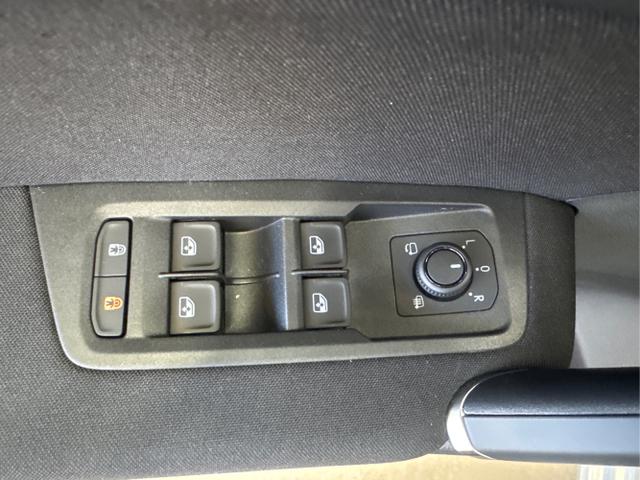 Volkswagen / Touran / / / / 