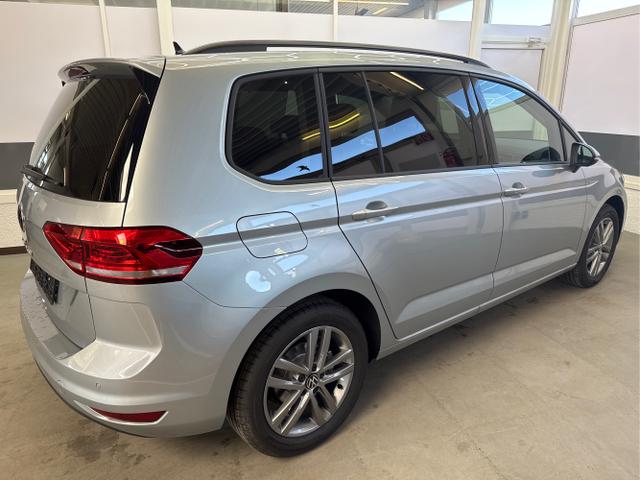 Volkswagen / Touran / / / / 