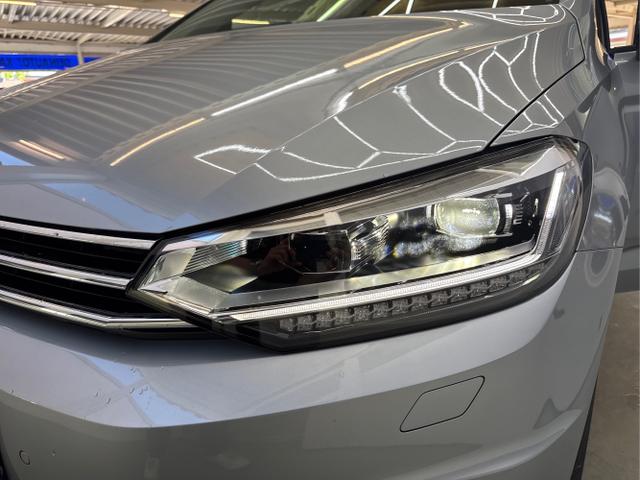 Volkswagen / Touran / / / / 