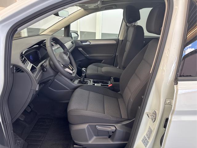 Volkswagen / Touran / / / / 
