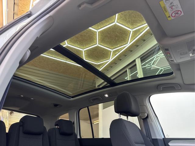Volkswagen / Touran / / / / 