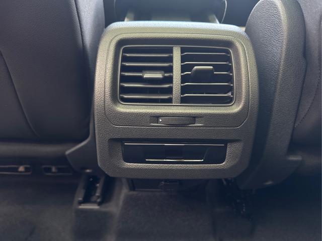 Volkswagen / Touran / / / / 