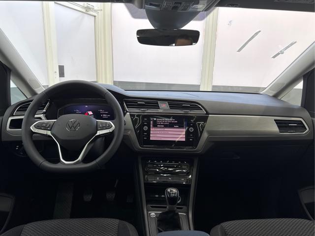 Volkswagen / Touran / / / / 