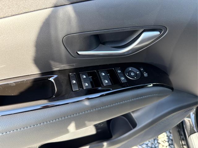 Hyundai / TUCSON FACELIFT / Weiß / / / 