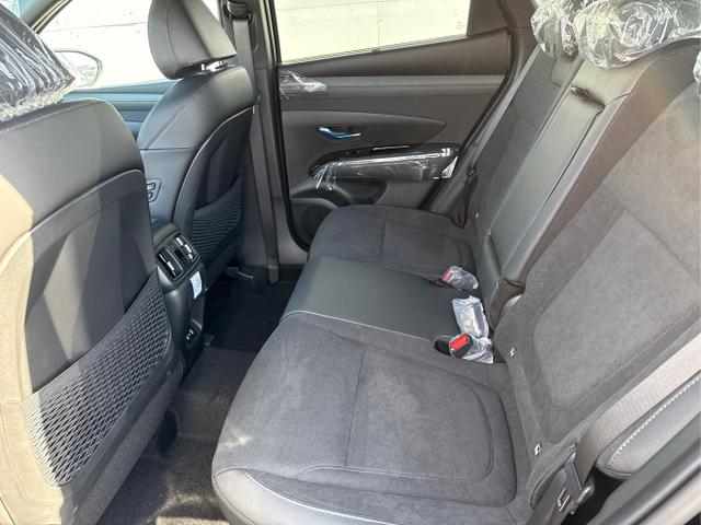 Hyundai / TUCSON FACELIFT / Weiß / / / 