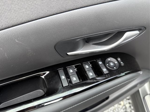 Hyundai / TUCSON FACELIFT / Weiß / / / 