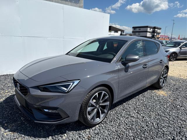 Seat Leon - FR AHK NAVI MATRIX SHZ ACC KESSY