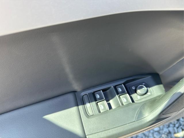 Seat / Leon / Weiß / / / 