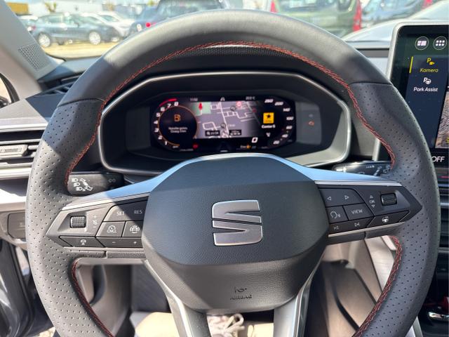 Seat / Leon / Weiß / / / 
