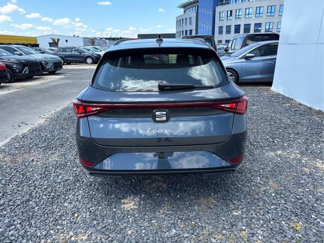 Seat / Leon / Weiß / / / 
