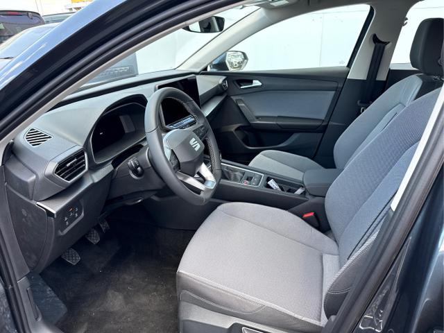 Seat / Leon / Weiß / / / 