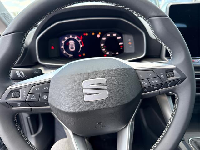Seat / Leon / Weiß / / / 