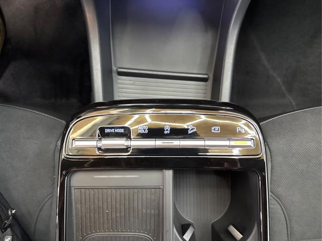 Hyundai / TUCSON FACELIFT / Shimmering Silver R2T / / / DCT 20th Anniversary ACC NAVI PANO KRELL 360 SHZ 