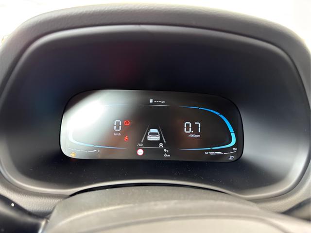 Hyundai / i30 / Grau / / / NAVI RFK LED PDC v+h