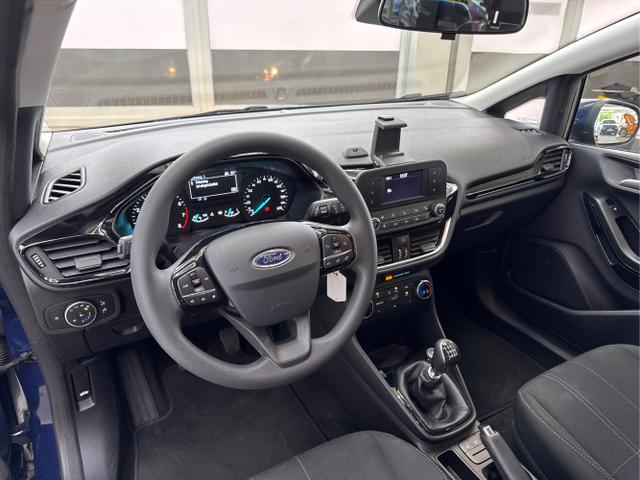 Ford / Fiesta / Blau / / / RADIO KLIMA SHZ PDC