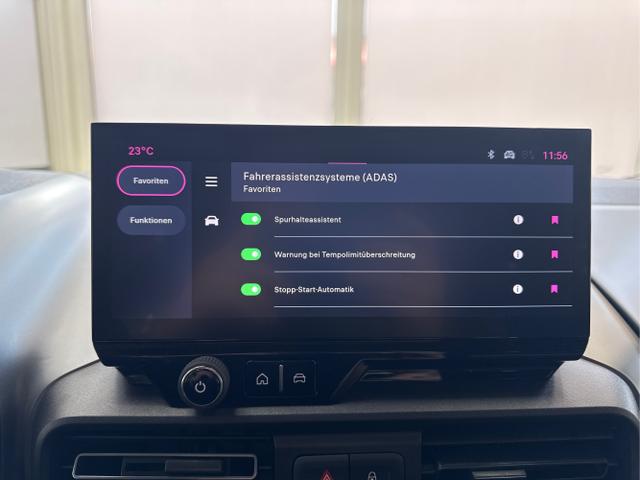 Fiat / Doblò / Blau / / / AUT 7-SITZER STYLE PACK SHZ TOTWINKEL UConnect 