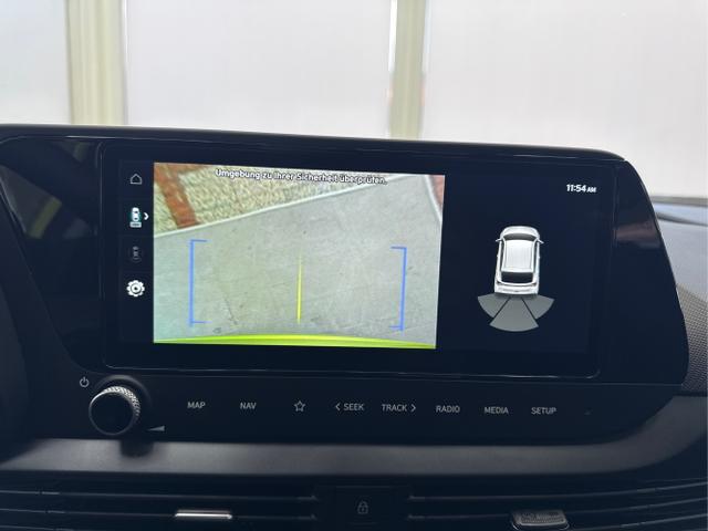 Hyundai / BAYON / Grün / / / NAVI SHZ RFK PDC KLIMAAUTOMATIK Licht/Regensensor