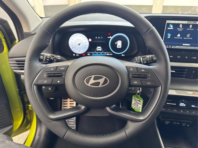 Hyundai / BAYON / Grün / / / NAVI SHZ RFK PDC KLIMAAUTOMATIK Licht/Regensensor