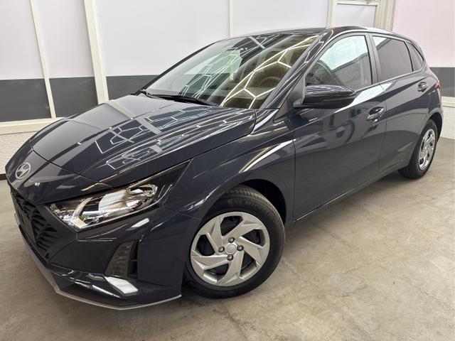 Hyundai i20 - COMFORT FL NAVI RFK TEMPOMAT
