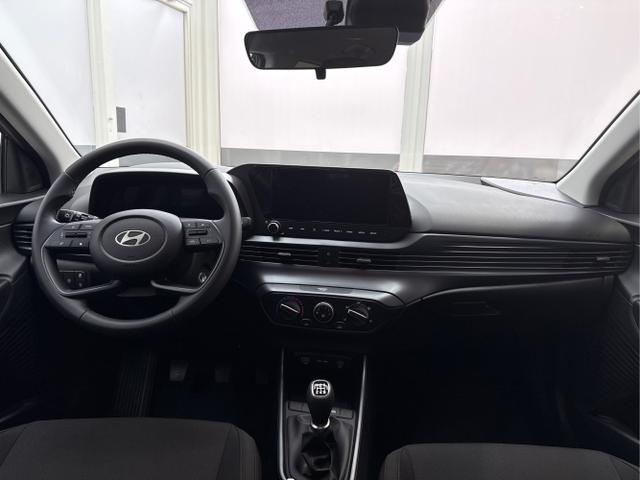 Hyundai / i20 / Grau / / / NAVI RFK TEMPOMAT