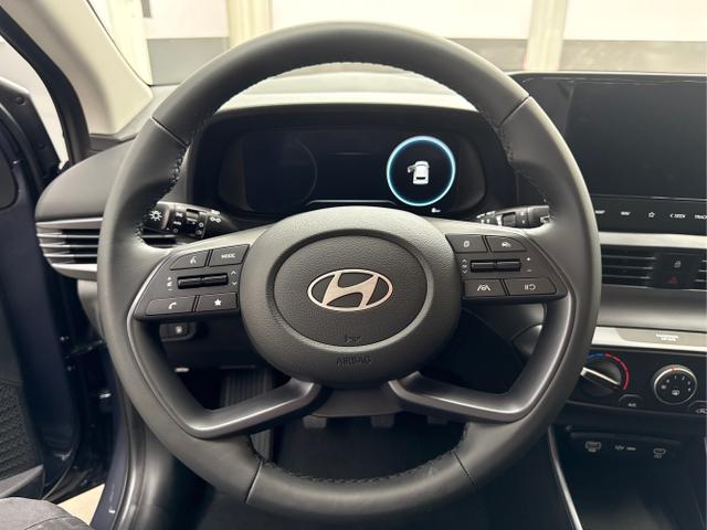 Hyundai / i20 / Grau / / / NAVI RFK TEMPOMAT