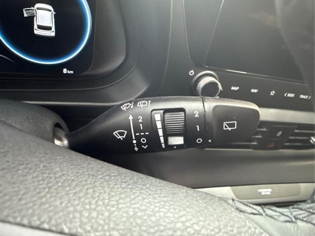 Hyundai / i20 / Grau / / / NAVI RFK TEMPOMAT