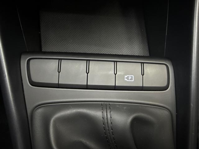 Hyundai / i20 / Grau / / / NAVI RFK TEMPOMAT