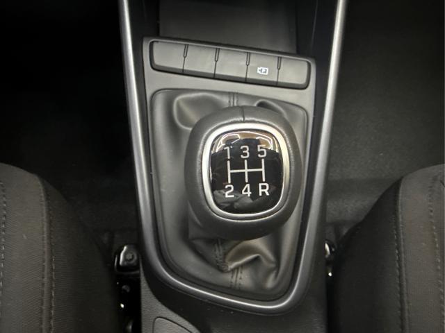 Hyundai / i20 / Grau / / / NAVI RFK TEMPOMAT