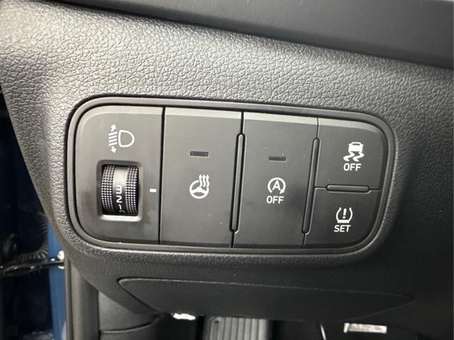 Hyundai / i20 / Blau / / / WP KLIMAAUTOMATIK NAVI RFK TEMPOMAT