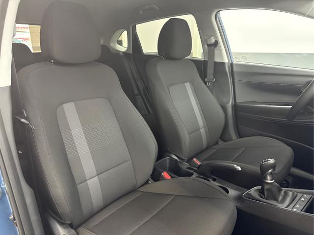 Hyundai / i20 / Blau / / / WP KLIMAAUTOMATIK NAVI RFK TEMPOMAT