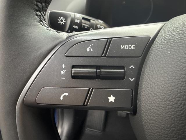 Hyundai / i20 / Blau / / / WP KLIMAAUTOMATIK NAVI RFK TEMPOMAT