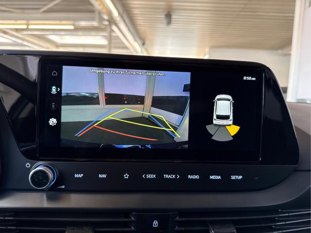 Hyundai / i20 / Schwarz / / / NAVI RFK TEMPOMAT
