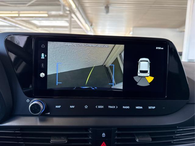 Hyundai / i20 / Schwarz / / / NAVI RFK TEMPOMAT