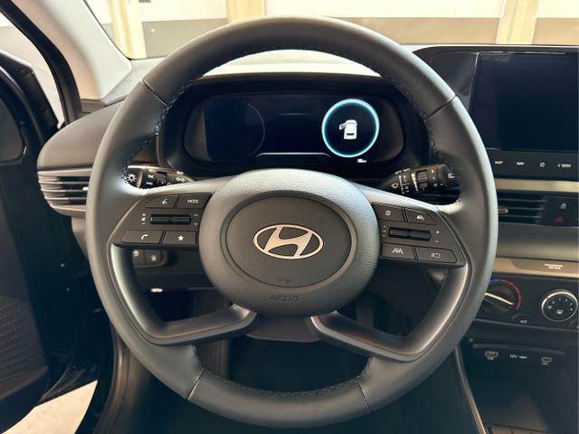 Hyundai / i20 / Schwarz / / / NAVI RFK TEMPOMAT