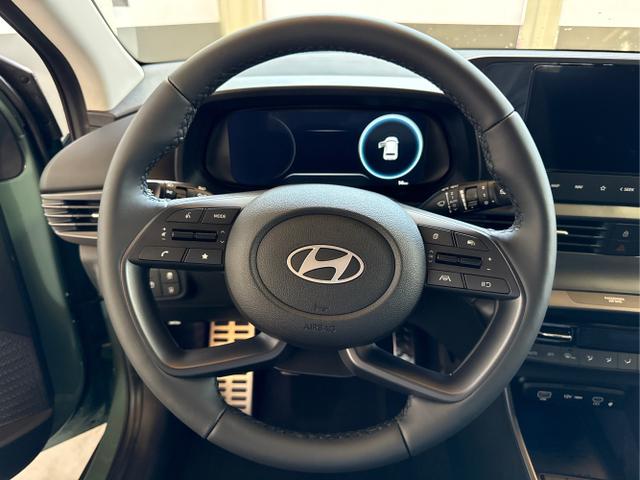 Hyundai / BAYON / Grün / / / NAVI SHZ RFK PDC KLIMAAUTOMATIK