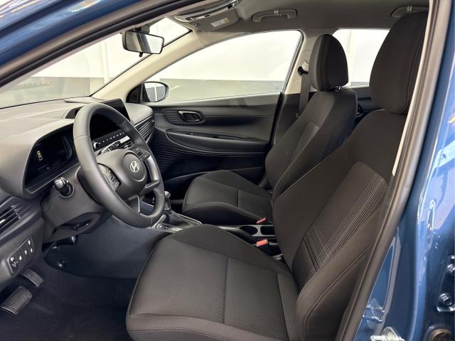 Hyundai / BAYON / Blau / / / DCT SHZ NAVI RFK PDC 