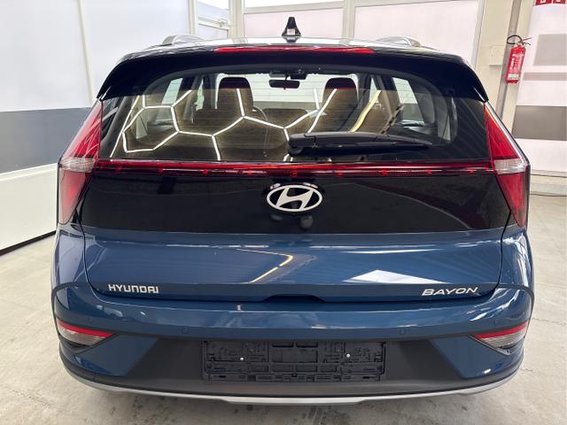 Hyundai / BAYON / Blau / / / DCT SHZ NAVI RFK PDC 