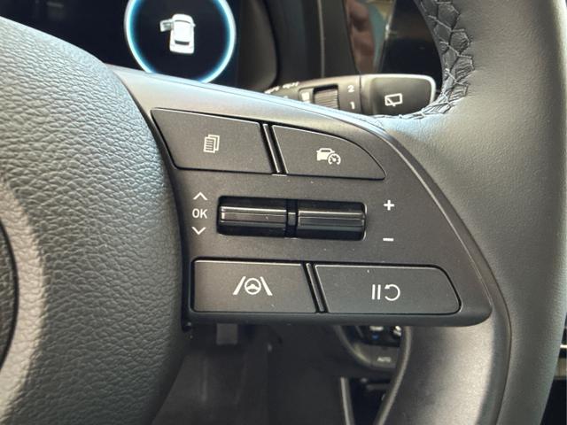 Hyundai / i20 / Blau / / / NAVI SHZ LED ALU RFK SHZ KLIMAAUTOMATIK 