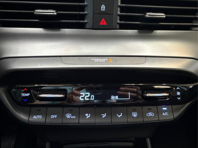Hyundai / i20 / Blau / / / NAVI SHZ LED ALU RFK SHZ KLIMAAUTOMATIK 