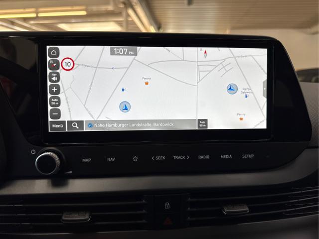 Hyundai / i20 / Schwarz / / / NAVI SHZ LED ALU RFK SHZ KLIMAAUTOMATIK 